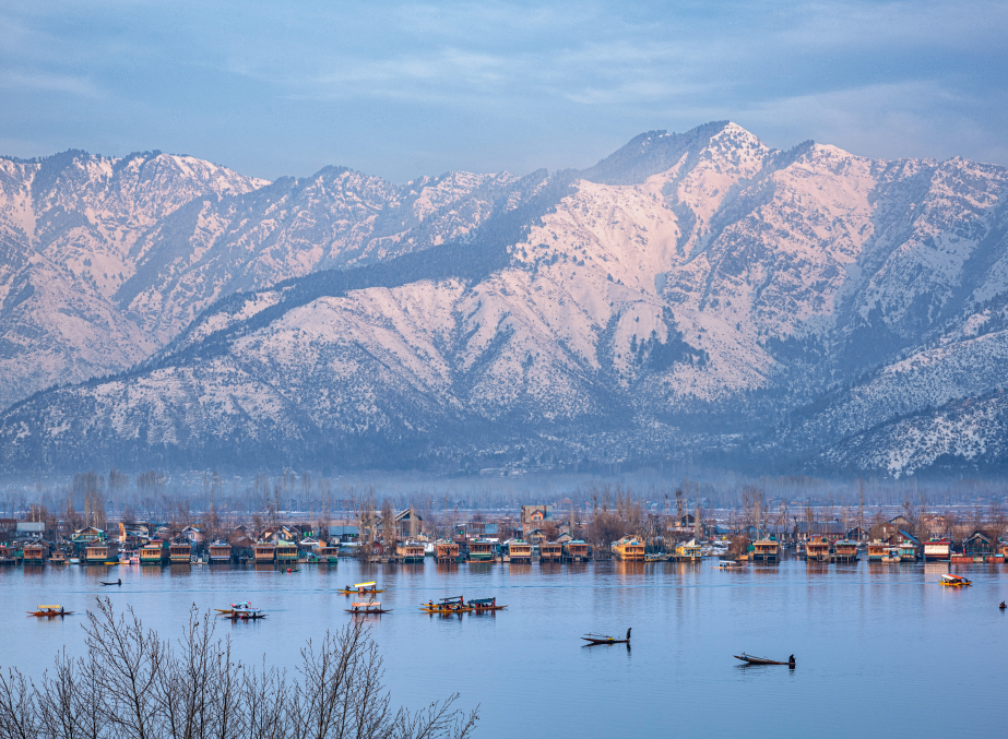 DAL LAKE